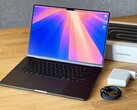 Den första OLED MacBook Pro sägs lanseras under semesterkvartalet 2026. (Bildkälla: Notebookcheck)