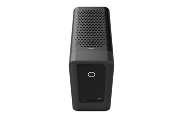 Magnus One-väskan har hål för bättre luftflöde och kylning (Bildkälla: Zotac)