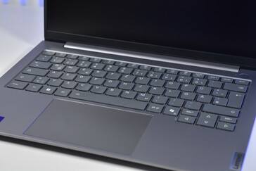 Lenovo ThinkBook 14 Gen 8: Tangentbord