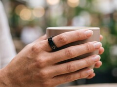 Oura Ring 5 (bilden här) kan få hård konkurrens om Garmin lanserar sin egen serie av smartringar.