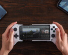 Den nya Ultimate Mobile Gaming Controller bör börja levereras i slutet av veckan i USA. (Bildkälla: 8BitDo)