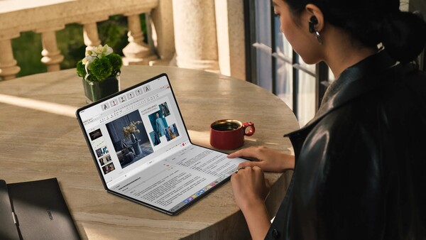 Huawei MateBook Fold kan användas utan ett fysiskt tangentbord. (Bildkälla: Huawei)