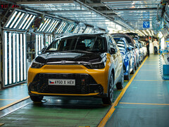 Nya Aygo X Hybrid är den enda fullhybriden i A-segmentet och tillverkas nu i Kolin (Tjeckien). (Bildkälla: Toyota)