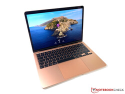 Recension av Apple MacBook Air 2020 Core i3. Recensionsex från Cyberport.