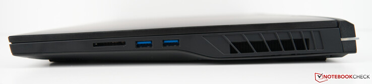 Just det: Kortläsare (SD/SDHC/SDXC), 2x USB-A 3.2 Gen 1