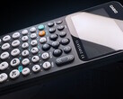 Den programmerbara grafräknaren Casio fx-CG100 ClassWiz har över 2 900 funktioner för att hantera både enkla och svåra matematiska problem. (Bildkälla: Casio)