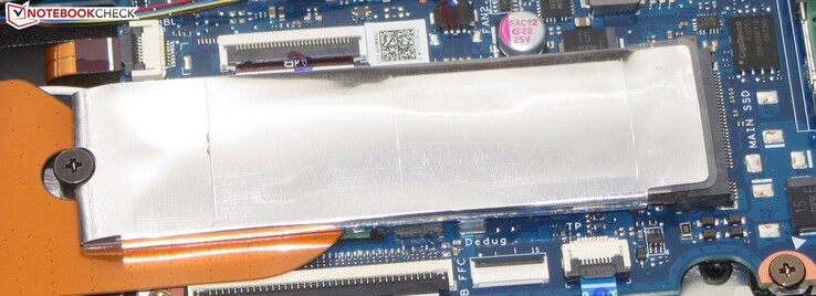 En PCIe 3 SSD fungerar som systemenhet.