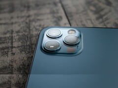 Närbild av en smartphonekamera