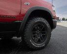 Ram 1500 med Hemi V8-motor och en ny "Symbol of Protest"-logotyp. (Bildkälla: Ram)