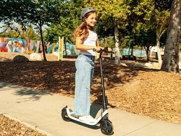 Segway C2 SE kan bära förare som väger upp till 121 lbs. (55 kg).