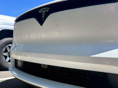 2026 Model X uppdaterar främre stötfångarkamera (Bildkälla: The Kilowatts/X)
