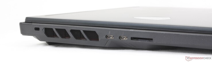 Vänster: Kensingtonlås, 2x USB-C Thunderbolt 4 med DisplayPort + Power Delivery, SD-kortläsare