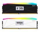 Svarta och vita varianter av XFinity+-modulerna med OLED-skärmar. (Bildkälla: V-color)