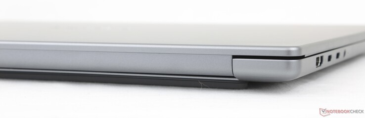 Bakre delen: Inga portar