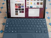Om man tar bort nästan allt som gör detta till en Microsoft-produkt, återstår en förvånansvärt kapabel surfplatta (Bildkälla: Notebookcheck)