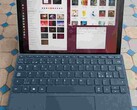 Om man tar bort nästan allt som gör detta till en Microsoft-produkt, återstår en förvånansvärt kapabel surfplatta (Bildkälla: Notebookcheck)