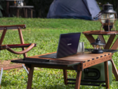 Lenovo visar upp soldriven bärbar dator på MWC 2025 (bildkälla: Lenovo)