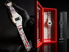 Casio G-Shock DW5600WW-HASER i handen (till vänster) och i specialförpackningen (till höger), på bilden. (Bildkälla: Casio NZ)