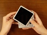 Den senaste retrohanddatorn från Anbernic roterar displayen för att exponera knapparna.