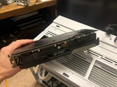 En spelare fick tag på en AMD Radeon RX 5700 XT gaming GPU för bara $4,99 från en secondhandbutik. (Bildkälla: u/12kdaysinthefire)