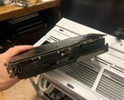 En spelare fick tag på en AMD Radeon RX 5700 XT gaming GPU för bara $4,99 från en secondhandbutik. (Bildkälla: u/12kdaysinthefire)