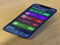 Altstore Classic ger tillgång till några ganska skumma källor. Fördelarna med gratis Spotify kanske inte uppväger en komprometterad enhet (Bildkälla: Notebookcheck)