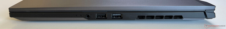 Höger: 3,5 mm ljuduttag, USB 2.0 typ A, USB 3.2 Gen1 typ A (5 GBit/s)