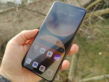 Realme GT7 Pro testsmartphone (Bildkälla: Marcus Herbrich)