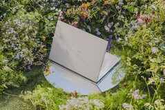 Inte alla Asus ZenBook S14 och Zenbook S16 är planerade att finnas tillgängliga i alla regioner. (Bildkälla: Asus)