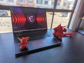 MSI Titan 18 HX A14VIG laptop recension: Drakens år