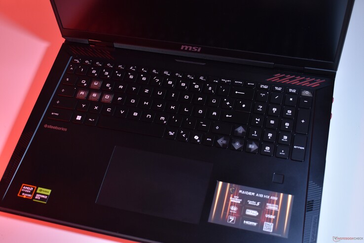 MSI Raider A18: Tangentbord