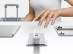 Laddaren kostar cirka 14 USD i Kina. På bilden: en reklambild som visar adapterns ovansida.