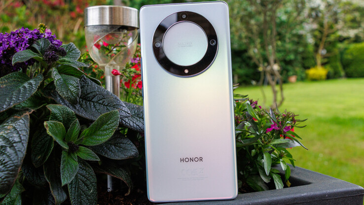 Honor Magic5 Lite 5G i en recension. (Foto: Daniel Schmidt)