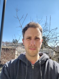Selfie med den främre kameran på 16 MP
