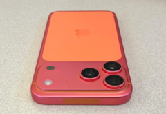 Orange iPhone 17 Pro Max blir rosa