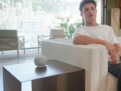 Googles oannonserade Gemini-drivna smarta högtalare under Made by Google-eventet. (Bildkälla: Made by Google på Youtube, skärmdump)