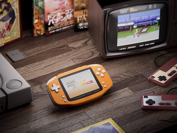 Ayaneo Konkr Pocket Advance i orange.