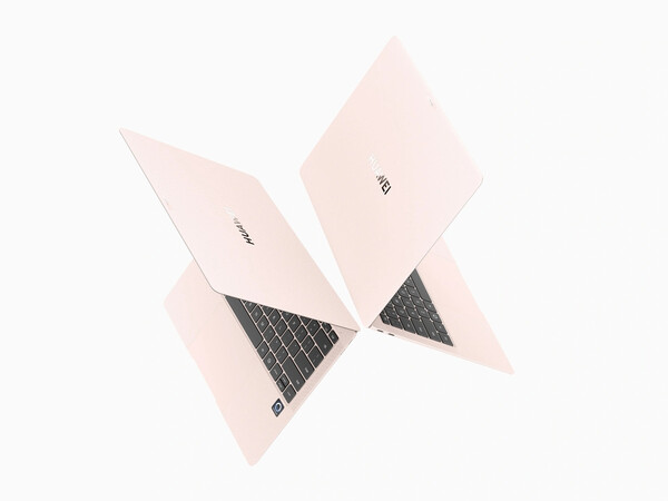 Huawei MateBook Pro i Dawn Pink har svarta tangenter men en rosa styrplatta. (Bildkälla: Huawei)