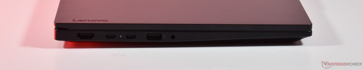 vänster: HDMI, USB-C 3.2 Gen 1, USB4, USB-A 3.2 Gen 1, 3,5 mm ljud