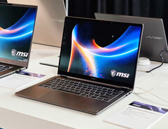 Nästa generations MSI Prestige 13 väger mindre än ett kilo. (Bildkälla: ETA Prime, YouTube)