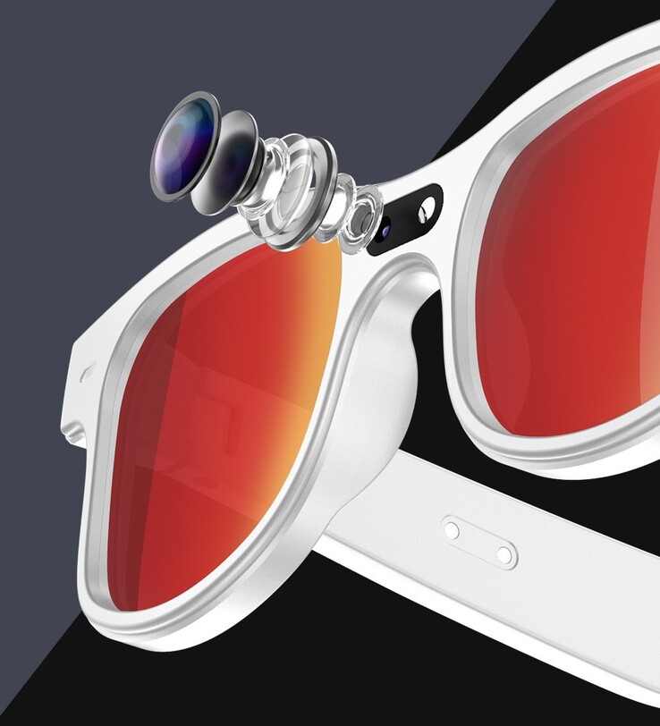 Den centrerade kameran på 8 MP. (Bildkälla: Rollme)