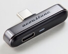Acoustune ATX001 Bluetooth-sändare lägger till högupplösta Bluetooth-musikcodecs till Android och Apple smartphones.