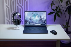 Alienware 16X Aurora har en antireflexbehandlad OLED-skärm.