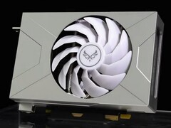 Zephyr släpper underbara RTX 4070 Sakura Snow X helt i metall (Bildkälla: Zephyr)