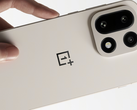 Den kommande flaggskeppssmartphonen, OnePlus 15. (Bildkälla: OnePlus, redigerad)