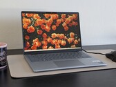 Recension av Dell 14 Plus bärbar dator: Nytt namn med en bekant känsla