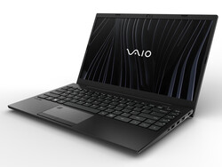 Recension av VAIO FE 14.1 VWNC51429-SL. Test-enhet tillhandahållen av Vaio