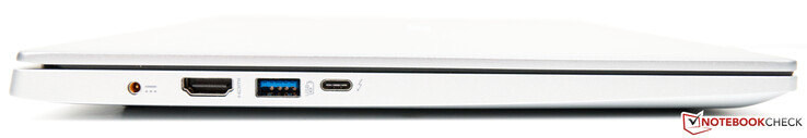 Vänster: Nätadapter, HDMI, USB-A 3.0, Thunderbolt 3