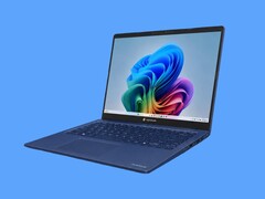 Bilden visar bärbara datorn Dynabook Z40L-P, som har en liknande design som sin föregångare, Z40L-N.