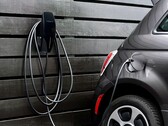 Den universella väggkontakten kommer att debiteras baserat på elpriset. (Bildkälla: Tesla)